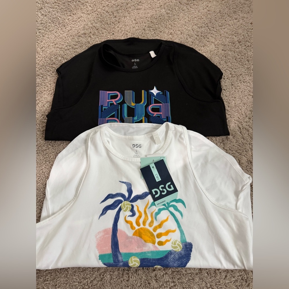 DSG Bundle set of two Girls black and white short sleeve t-shirts
